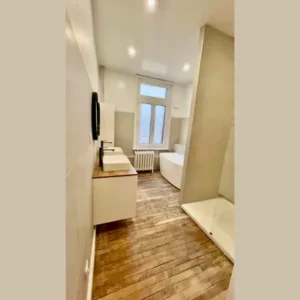 2026 : salle de bain rénovée à Bapaume près d'Arras par Foucher Solution Confort