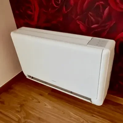 console d'une pompe à chaleur air air climatisation réversible installée par Foucher Solution confort à Arras